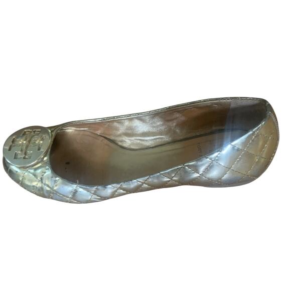 TORY BURCH QUINN QUILTE GOLD PATENT LEATHER BALLET FLATS SIZE 8.5M - Picture 7 of 12